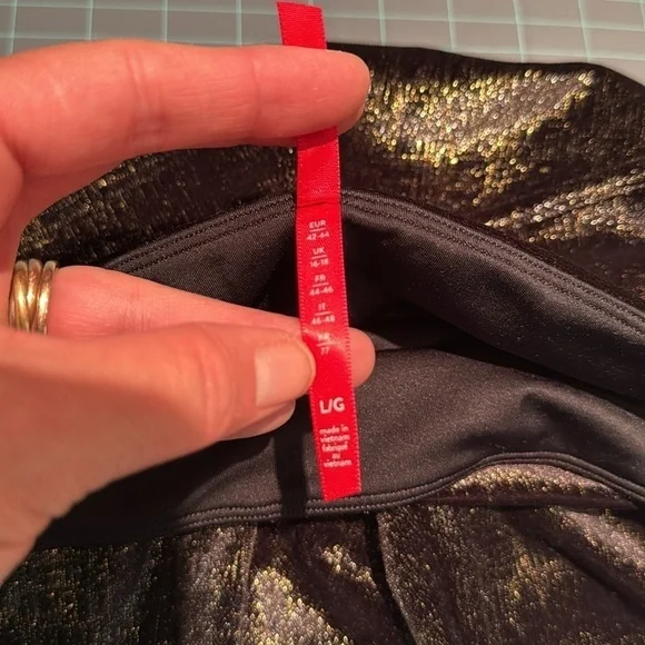 Spanx leggings, NWOT. Velvet and gold metallic. Sooooo classy and stunning. - Picture 7 of 8